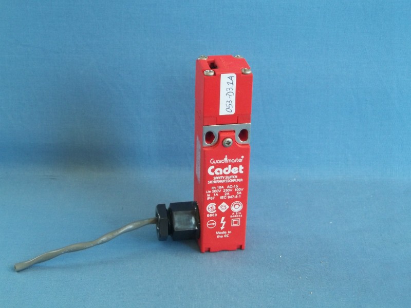 Guardmaster Cadet safety switch